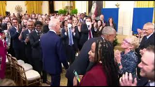 President Biden And Obama Hail To The Chief Played At Arrival Of Obamas Portrait Unveiling