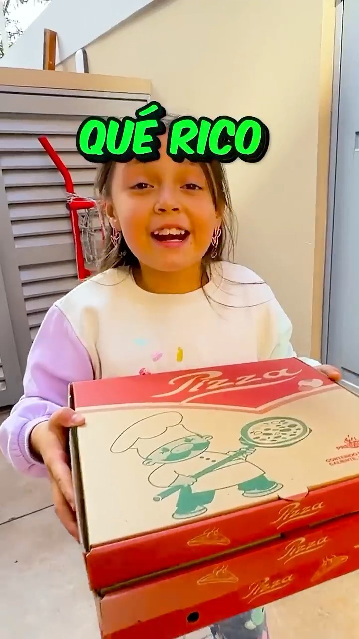 ¿Qué Sucede Cuando Repito lo que Hace mi Hermanita 10 Veces Más?