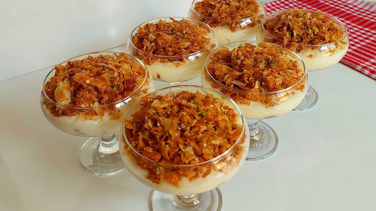 HİÇ BÖYLE MUHALLEBİ YEMEMİŞ OLABİLİRSİNİZ SÜTLÜ BAKLAVA TARİFİ Pratik tatlı tarifleri