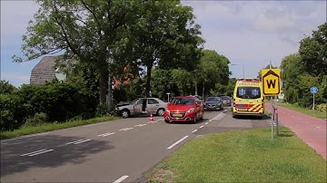 Auto en lantaarnpaal total loss bij ongeluk N466
