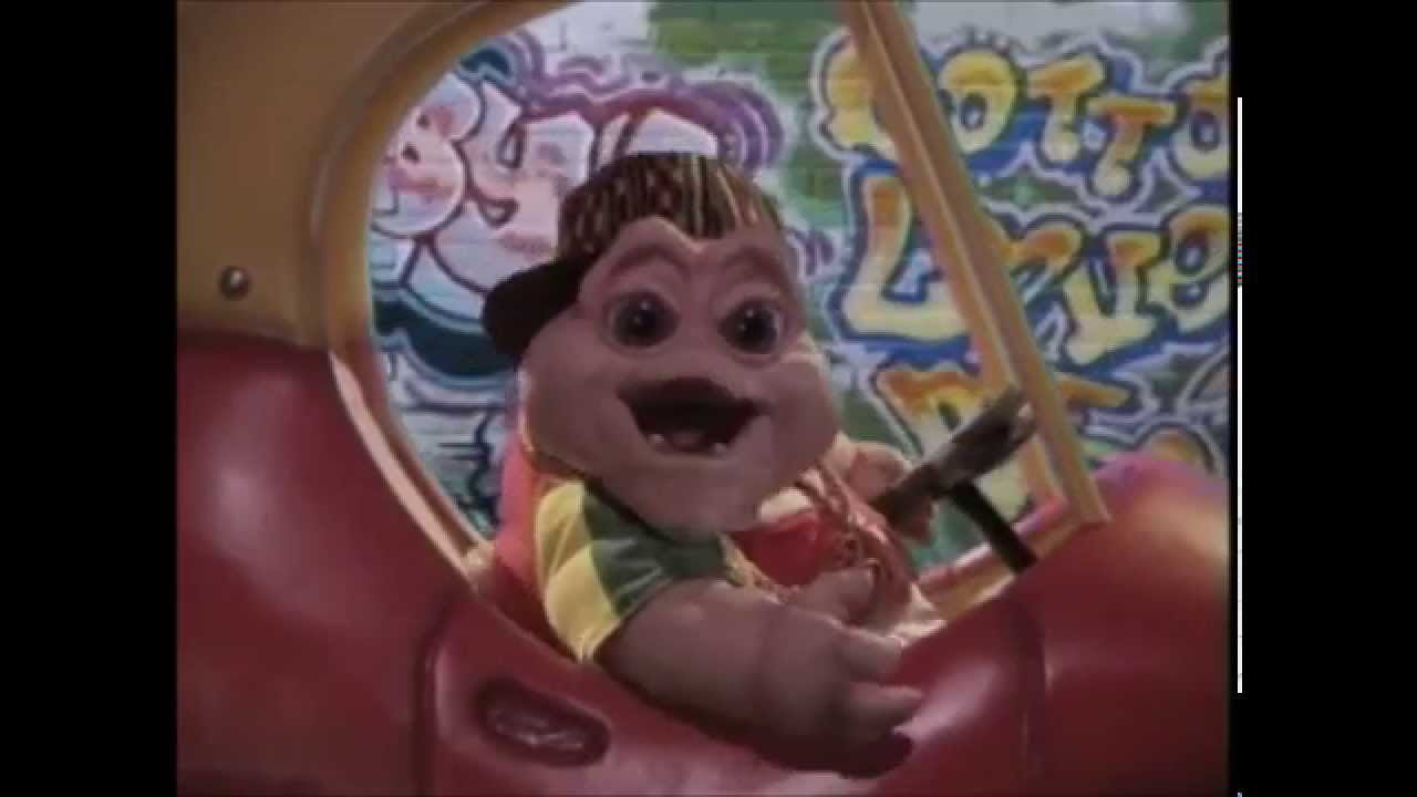 Dinosaurs   Baby Sinclair   Im The Baby Gotta Love Me Music Video