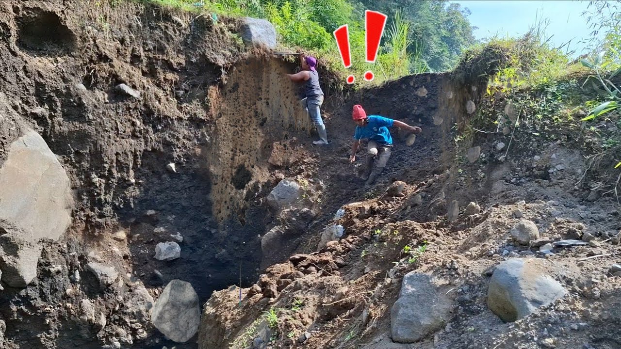 Knock down many rocks attached to the cliff