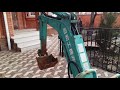 Японский мини экскаватор KOBELCO SK 09 SR на гидравлических джостиках.