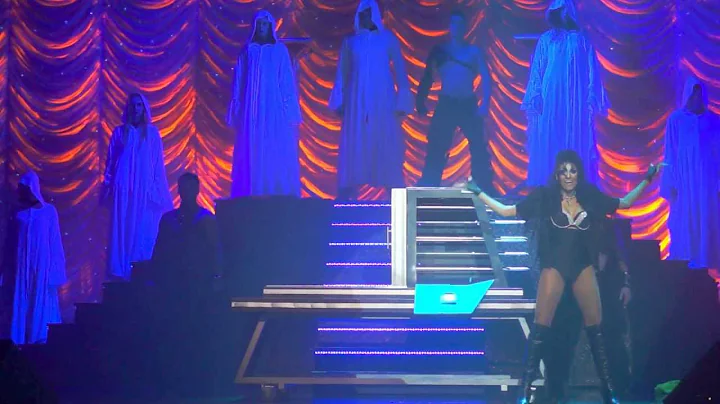 MAGIC SHOW CRUISES