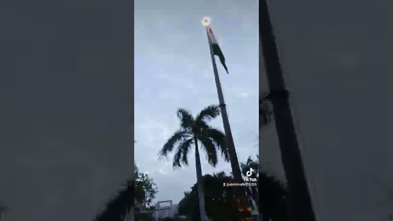 university life evening time with crazy friends