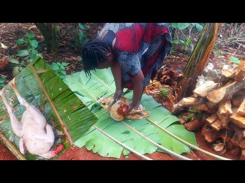 STEP BY STEP TUTORIAL ON SLAUGHTERING AND PARTIONING CHICKEN ||AFRICAN VILLAGE LIFE