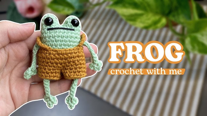 Crochet this cute frog with me! 