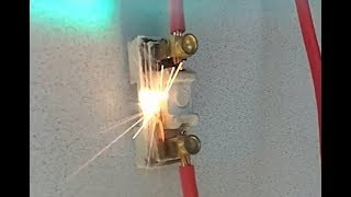 30 Amp rewireable fuse pops
