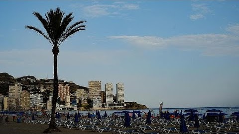 A nyugdíjasok menthetik meg a spanyol turizmust