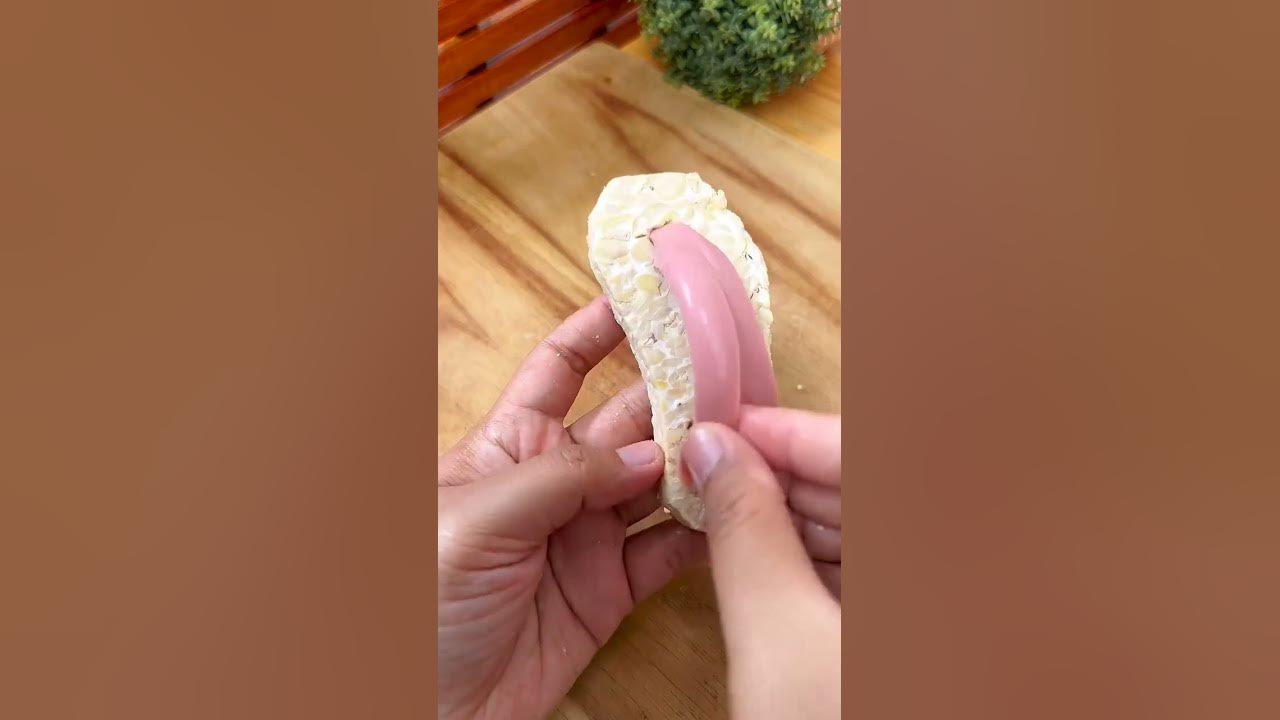 gorengan sendal jepit yg lagi viral. begini cara pembuatannya