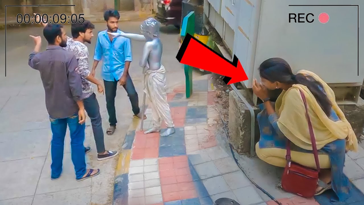 Salute to Little Boy in Gandhi Avatar & Police Man Saved Girl Life🙏💖 | Social Awareness | Eye Cam