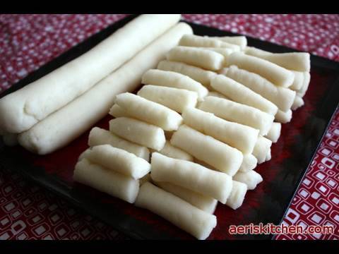 Korean Food Homemade Sticky Rice Cakes for TteokBokkI and TteokGuk ( )