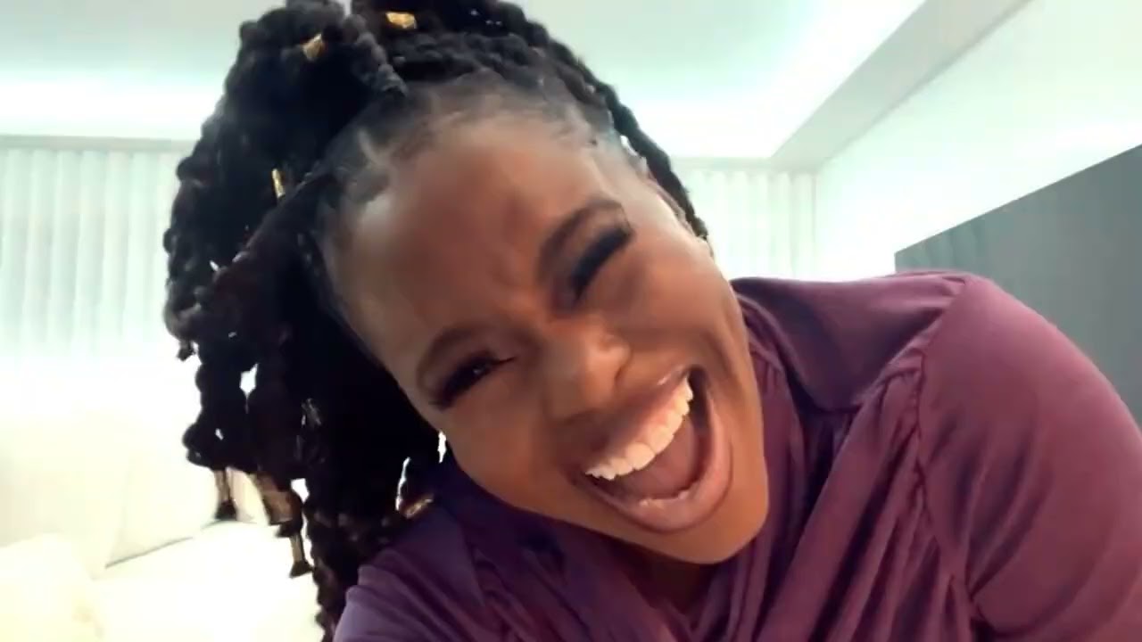 Mc Cabinda - Mão Na Cabeça (feat Biury Shine) oficial vídeo