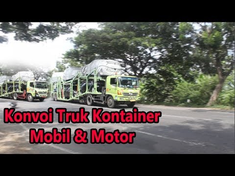 Konvoi Truk  Kontainer  HINO Pengangkut Mobil Dan  Motor 