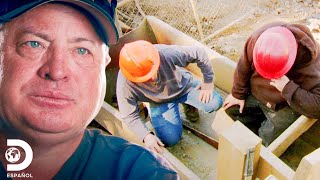 Help other miners save their gold mines | Gold Rush: Troubled Waters screenshot 3