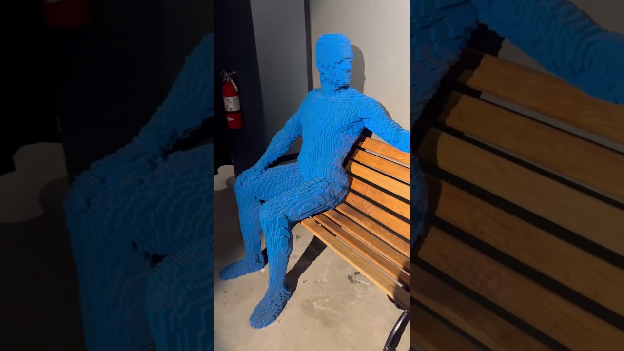 Искусство из кирпичей - скамейка 