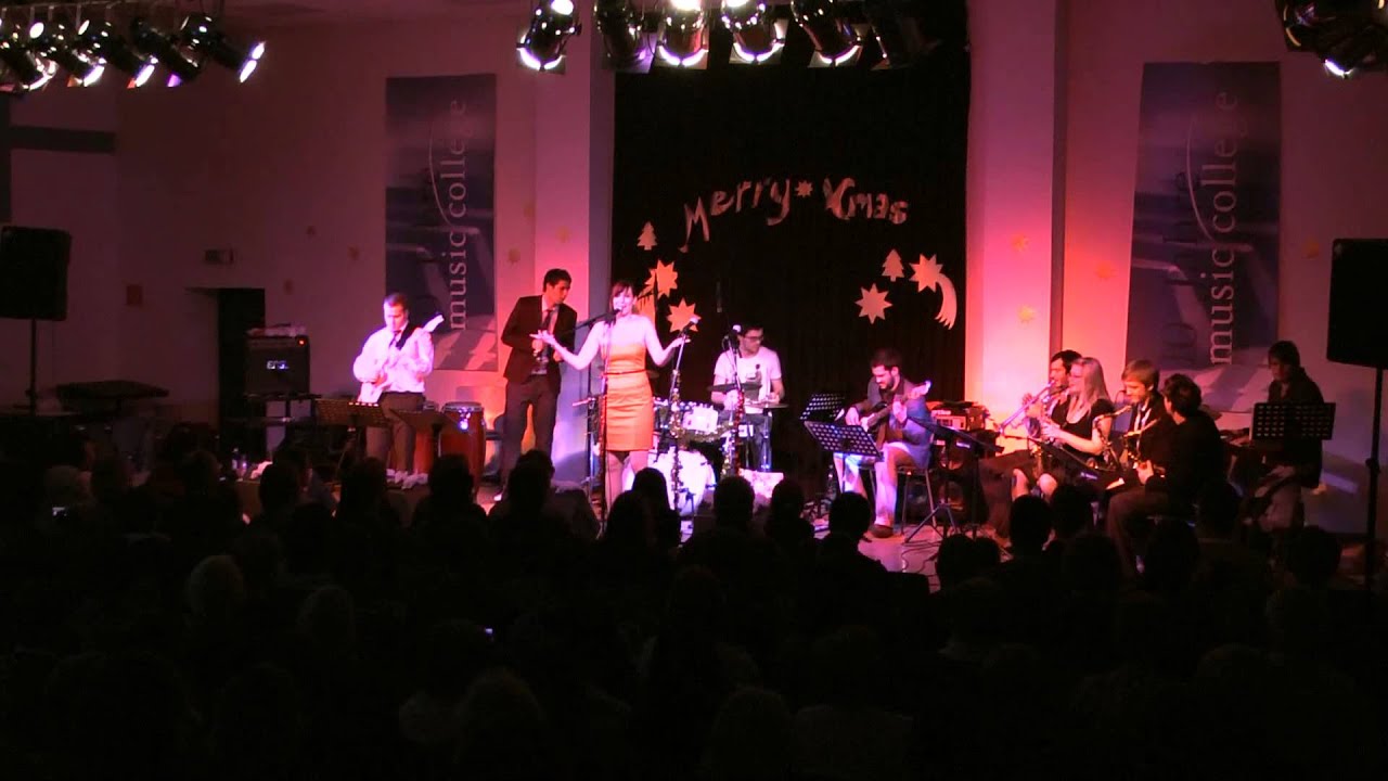 Caro Röske Jingle Bells by Barbra Streisand YouTube