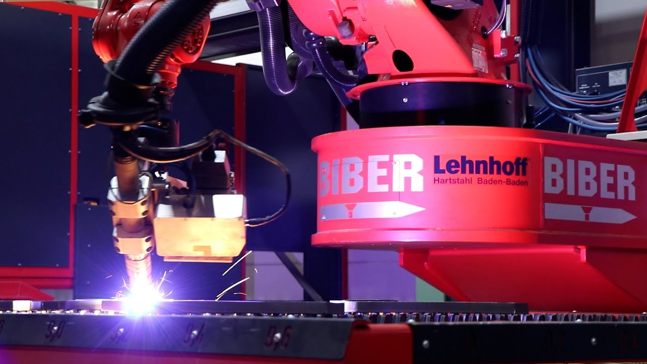 Schweißnahtvorbereitung mit einem profiBIBER bei der Lehnhoff Hartstahl GmbH