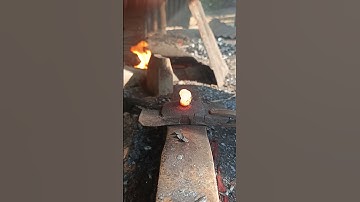 Heating & Hammering Scrap Metal Into a Clean Sharp Peraak Handmade Blade #metalwork #ironwork