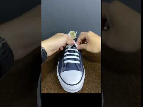 Video: Cara Membersihkan, Menggilap dan Mengikat Boots Dr. Martens: 14 Langkah