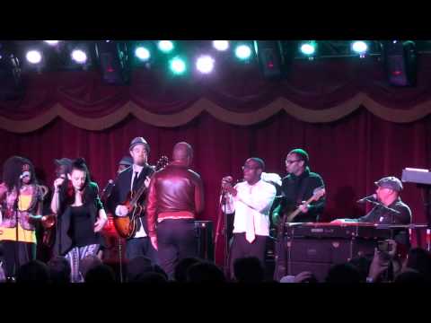 (HD) Soulive with ?uestlove, Van Hunt and More - I...
