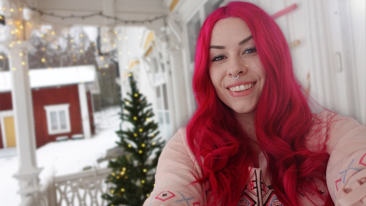 FÄRGAR HÅRET ROSA!