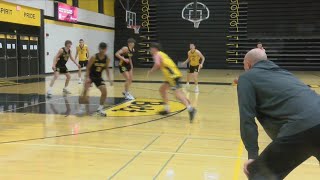Bettendorf Boys climbing the standings in the MAC