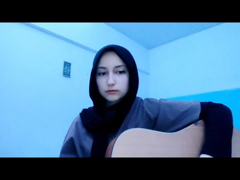 Perdenin Ardındakiler Uzaklara Savrulalım Cover 