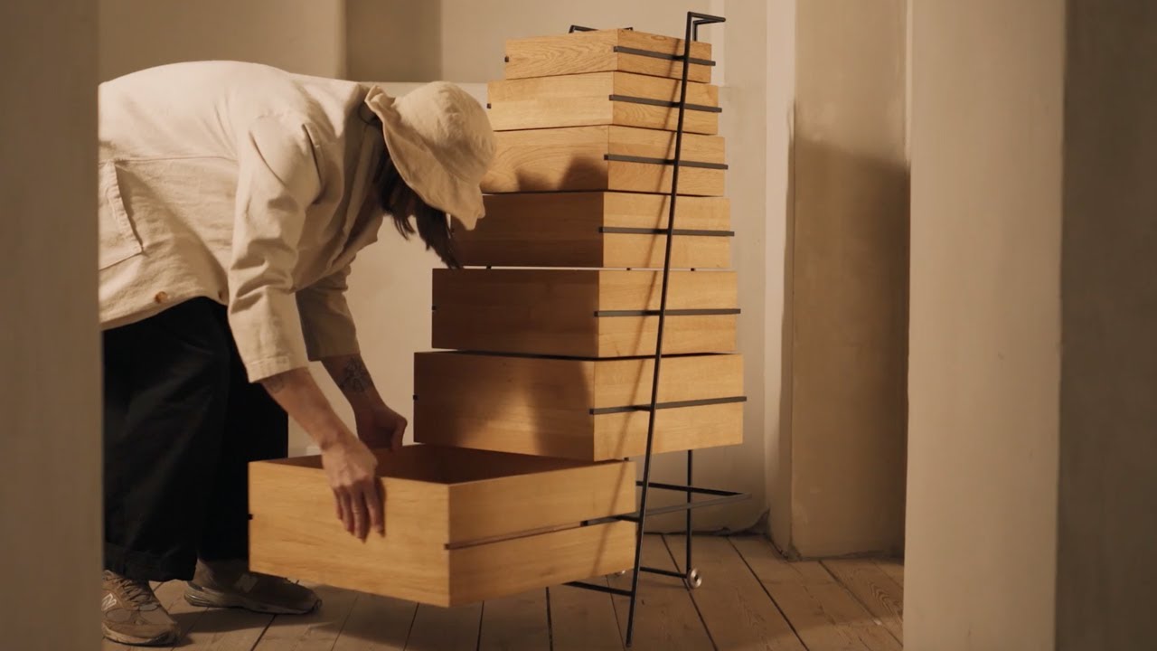 How to Assemble the Frama Sutoa Storage Chest | Designed by Keiji Ashizawa Design