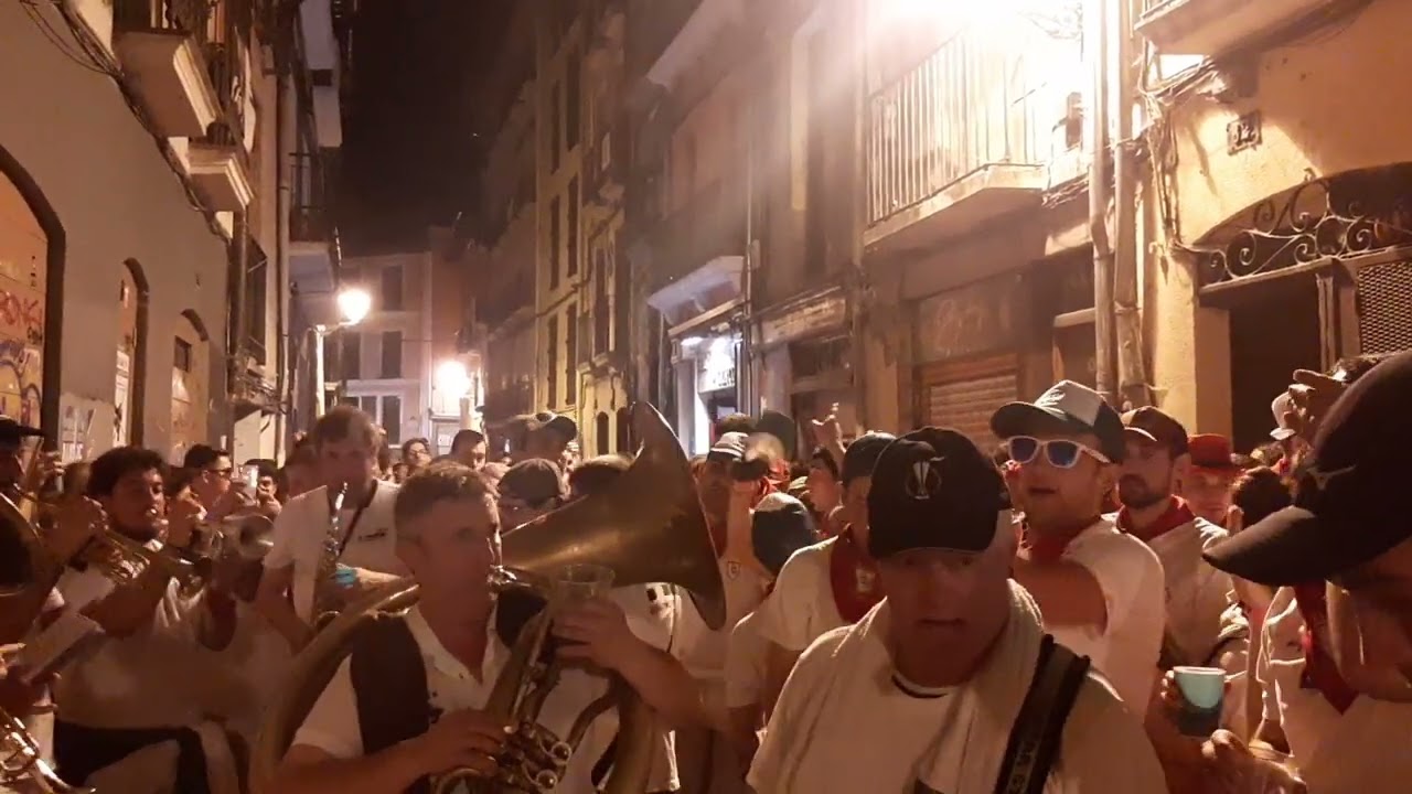 IRAUNKORRAK TXARANGA, SAN FERMIN 2022, PEÑA OBERENA, GAZTEAK, EL VALS DEL OBRERO.