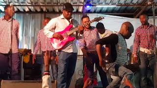 Macheso ft Noel Nyazanda (best guitar moments)