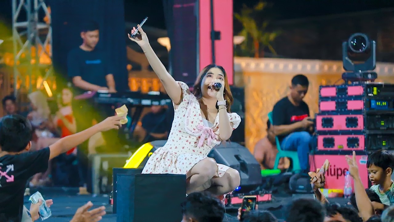 LALUNA MUSIC - KAU SEBUT NAMAKU DIN ANNESIA - HAPPY PARTY PUTU TRILUHUR - TLUWAH PATI