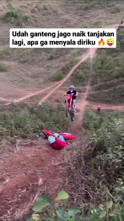 Terbangnya bikin jantungan #trail #cross #motorcross #motocross #trabas #grasstrack #gtx #shortvideo