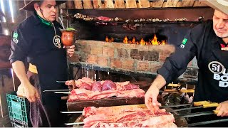 Churrasco no Piquete: costela desossada, costela em tira, costelão, vazio, salsichão