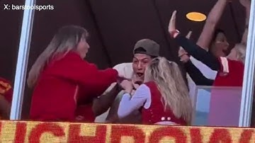 🤝 Jackson Mahomes joins in Brittany Mahomes and Taylor Swift