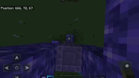 How to break a shield in 0.000001 seconds #shorts #minecraft
