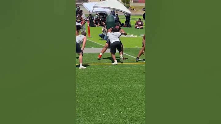 Ace Robinson 9th grader of De La Salle, CA vs Mate...