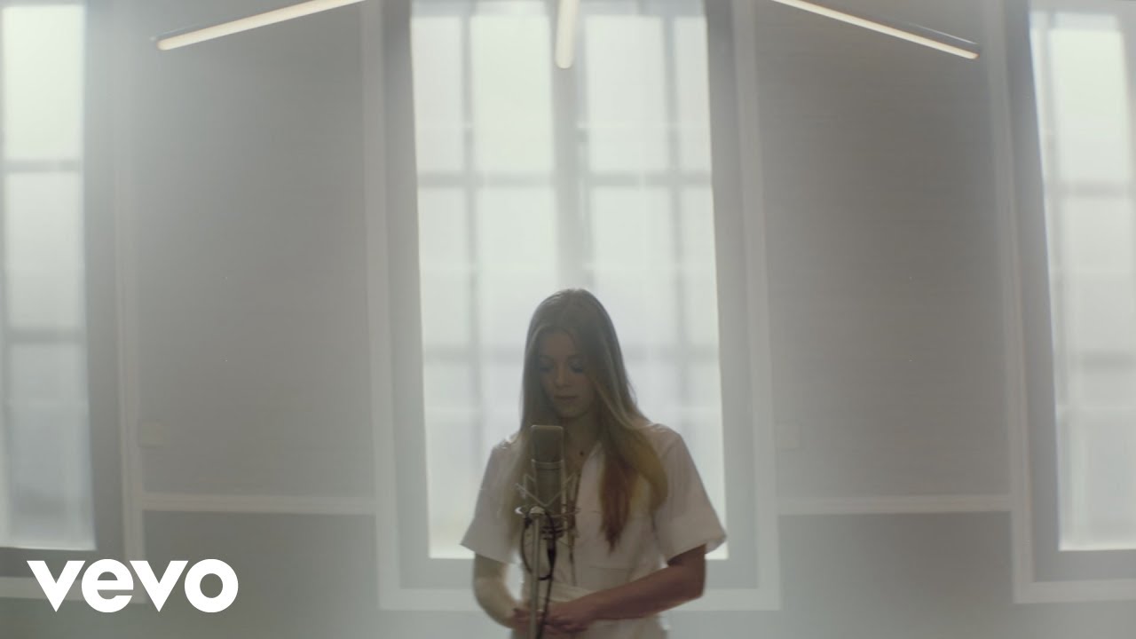 Becky Hill, WEISS - I Could Get Used To This (Orchestral Version) akkorde