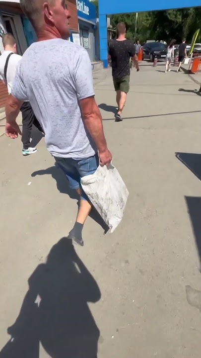 Несем запчасти на НИВУ ТРЕВЕЛ. Были на авторынке #деревня #авторынок# ...