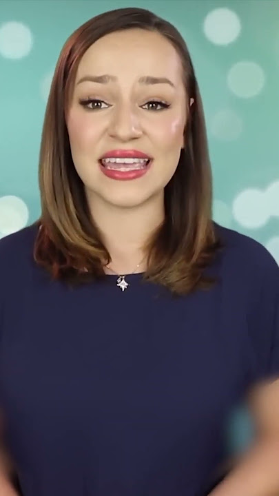 Signs A Woman Is Trying To Seduce You - Body Language To Look For