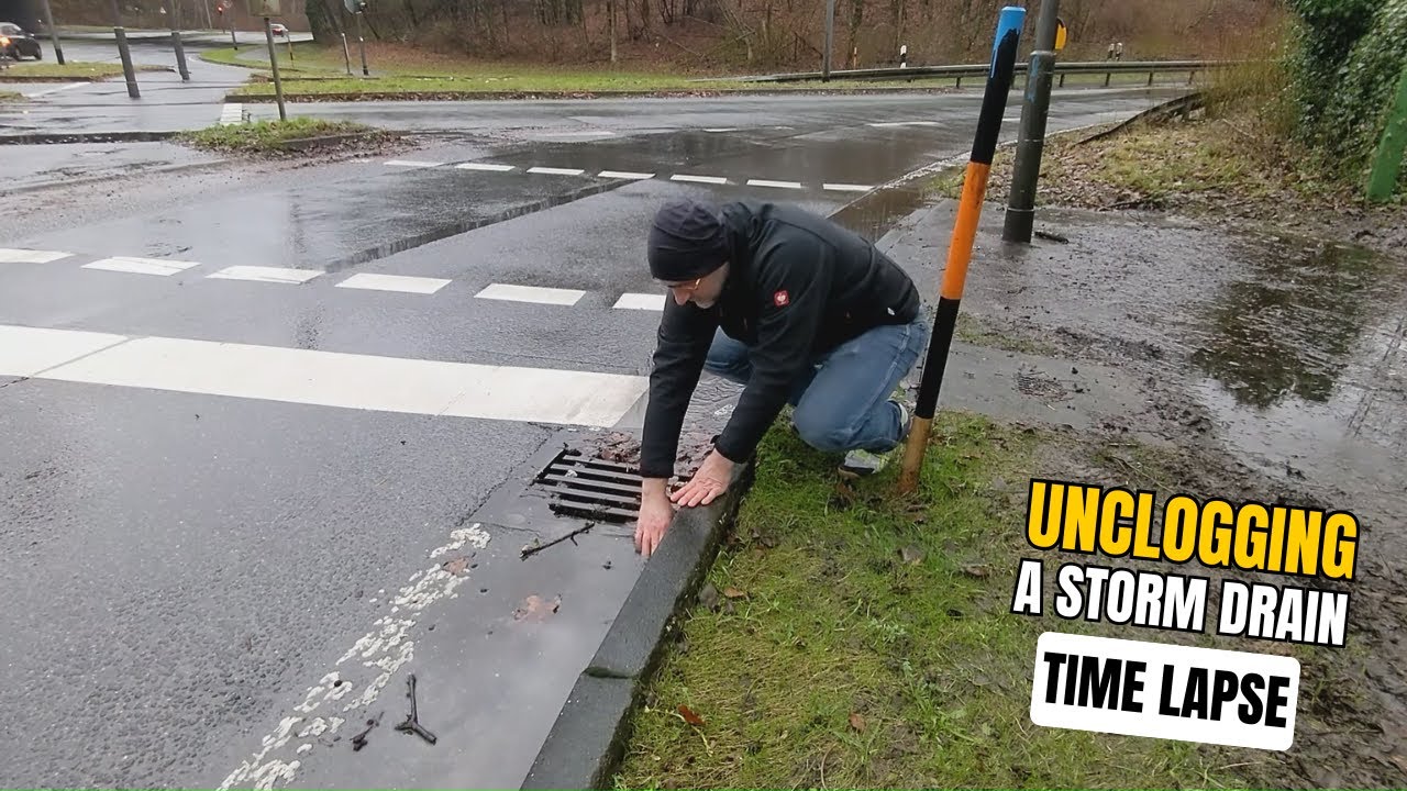 #018 - Time lapse - Unclogging a storm drain from a road in Germany ...