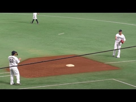 中田翔 と 中村剛也 のキャッチボール～2015.11
