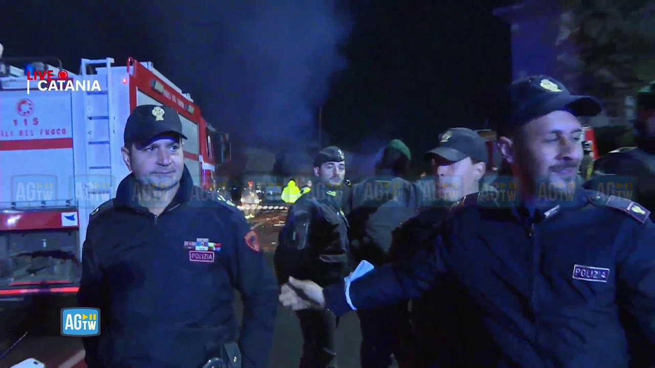 Esplosione a Catania, crolla palazzina di tre piani