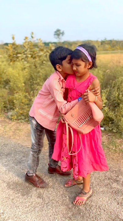 Sajna Mor Aayegi Nai Khushi Ki Laike Bahar !! New Tharu Song //Video song // suvo