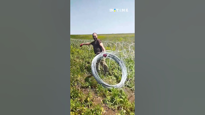 Натягуємо колючий дріт від орків. #shorts