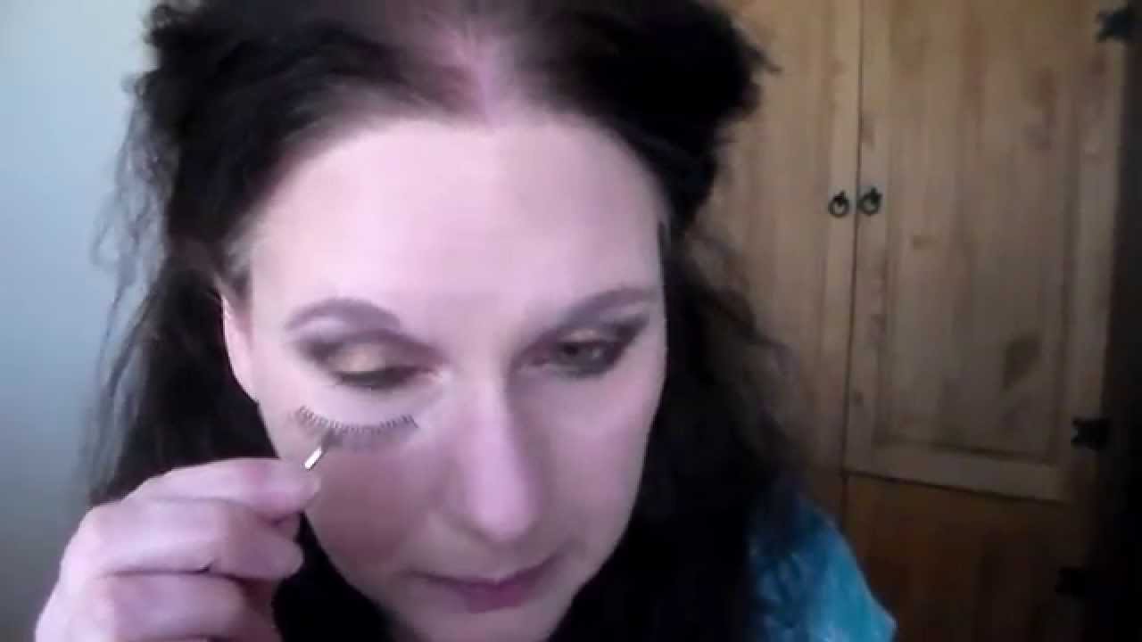 Lashes Fail Applying False Eyelashes..FAIL..My first attempt at this :/ - YouTube