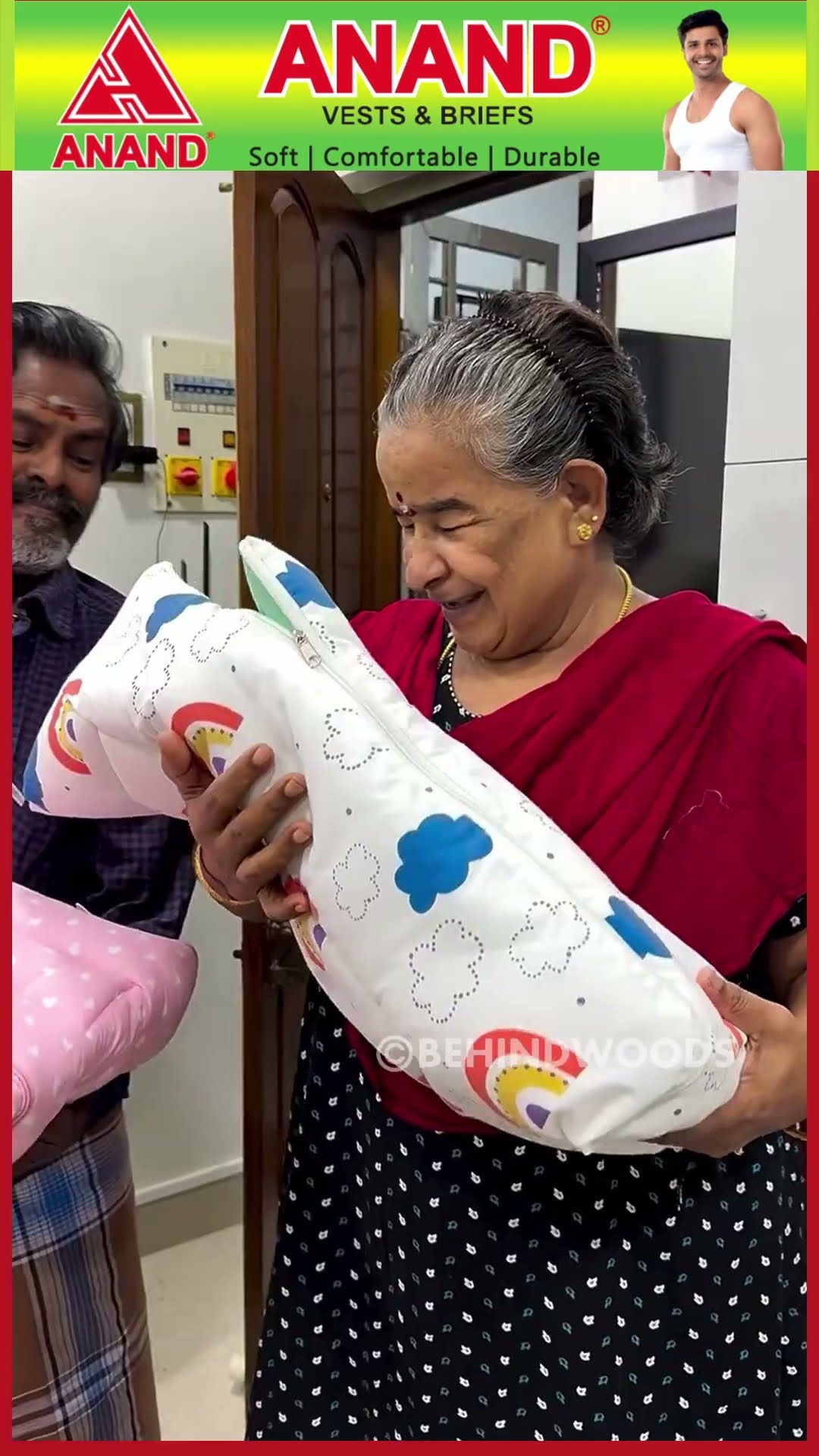எவ்வளவு திருஷ்டி தெரியுமா?  Kannika பெத்த Twins மேல... ? சுத்தி போட்ட நண்பர்கள்