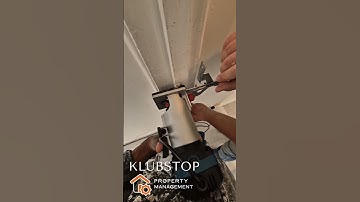 Fire door Installation with the intumescent Strips.