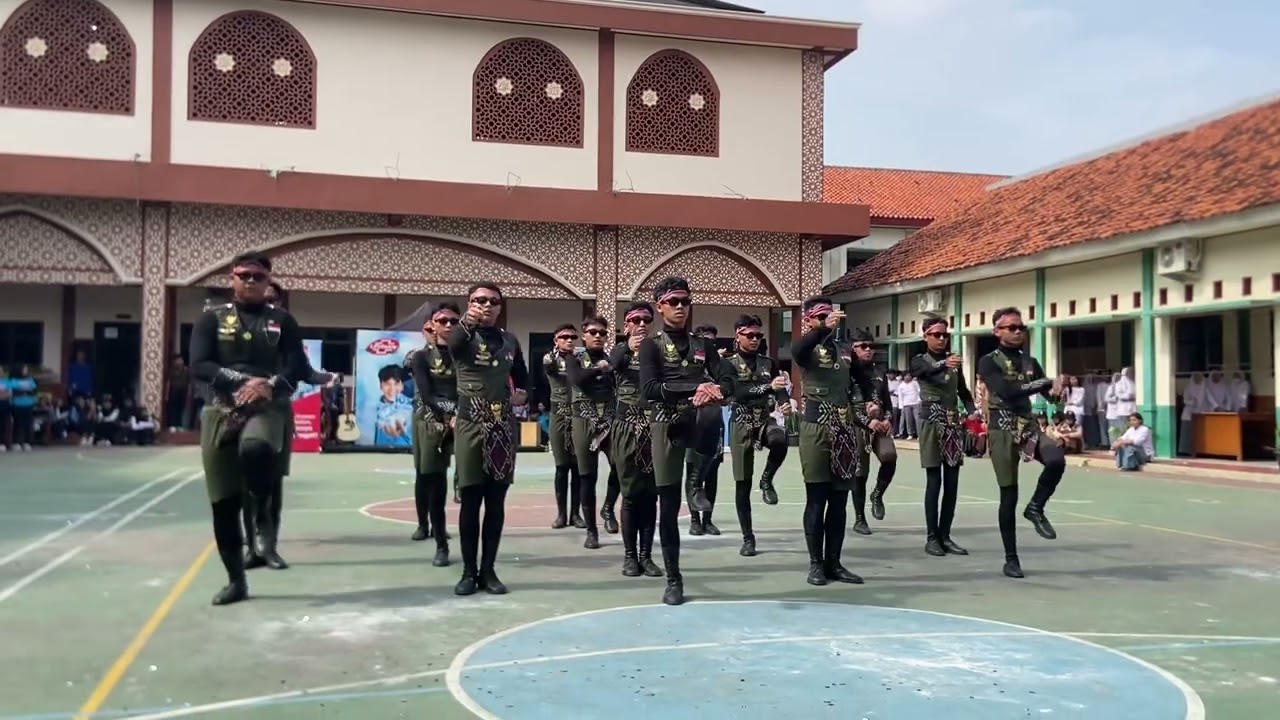 TARI KOMANDO PASKIBRA SMAN 2 BABELAN LABUAN BAJO SQUAD ACARA LIFEBOUY