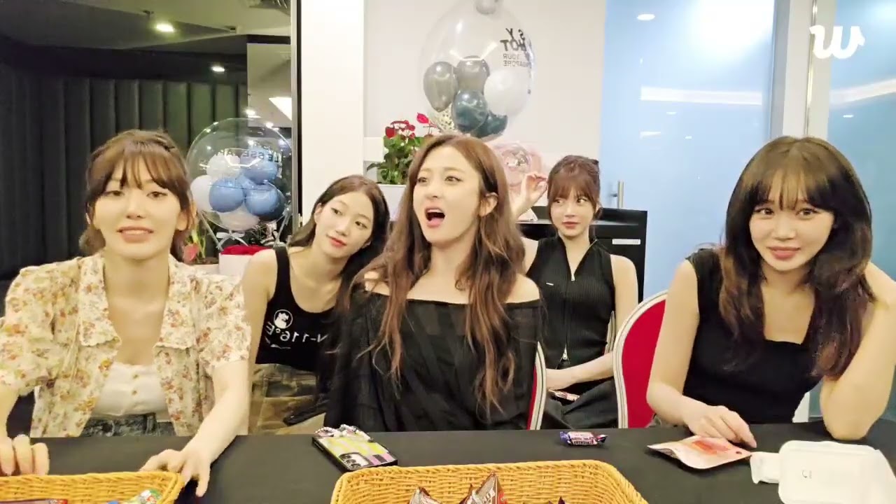 [MULTI SUB] LE SSERAFIM  Weverse LIVE 